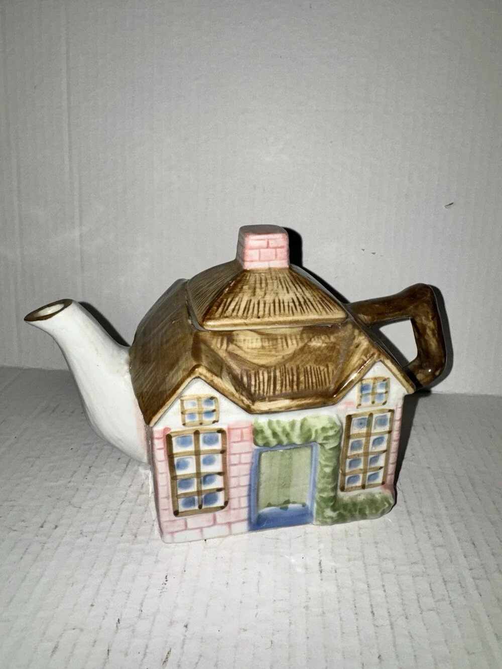 N/A charming vintage